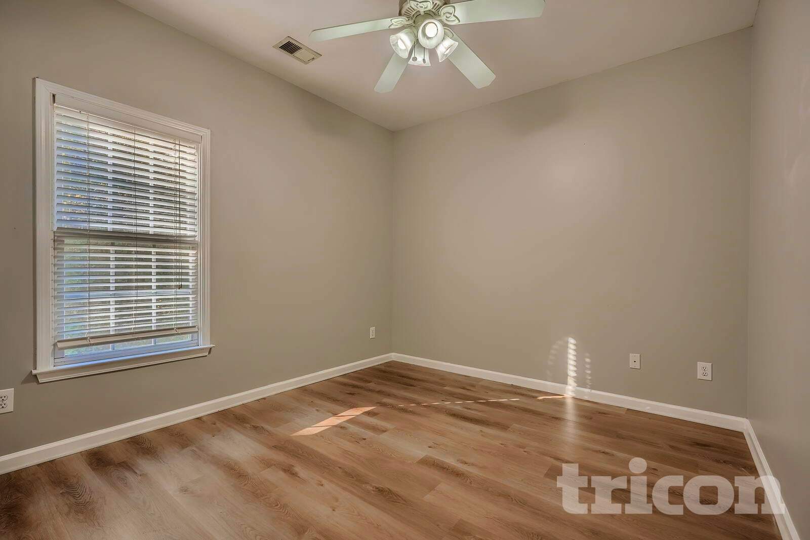 Building Photo - 22 Vinings Lake Dr SW