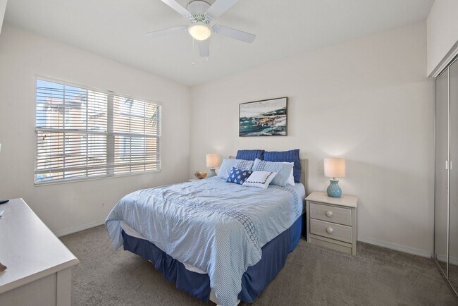 Building Photo - 2/2 CONDO IN BEACHWALK -FULLY FURNISHED SEASONAL RENTAL