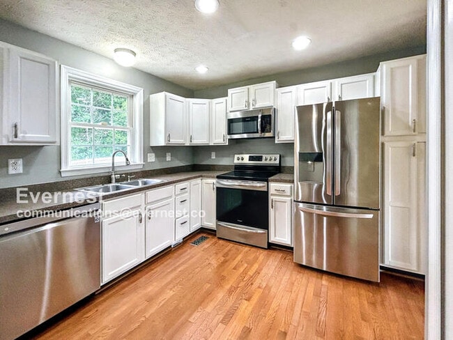 Building Photo - 11108 Huntington Meadows Ln