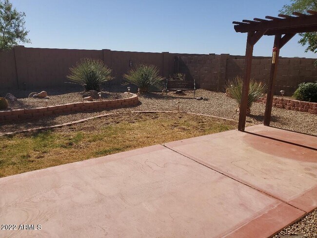 Building Photo - 29445 N Pyrite Ln