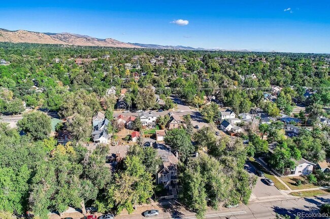 Building Photo - 2135 Spruce St