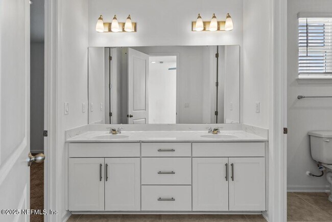 Building Photo - 475 Marquesa Cir