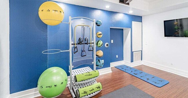 Building Photo - Comfort, Convenience, and Community!