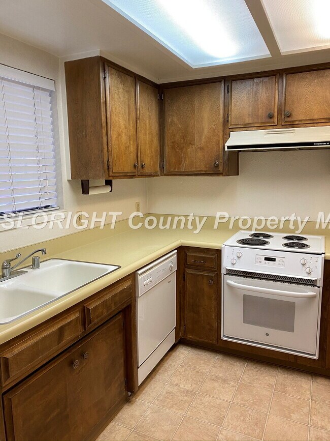 Building Photo - AVAILABLE JULY - Nice Downtown SLO Condo - 2 Bedroom / 1 Bathroom