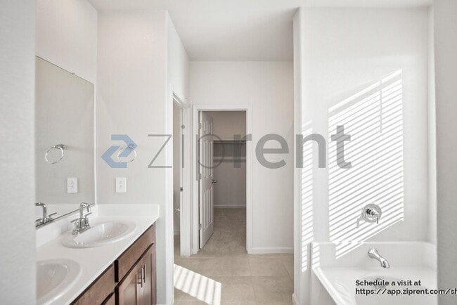 Building Photo - 1797 Eagle River Ave