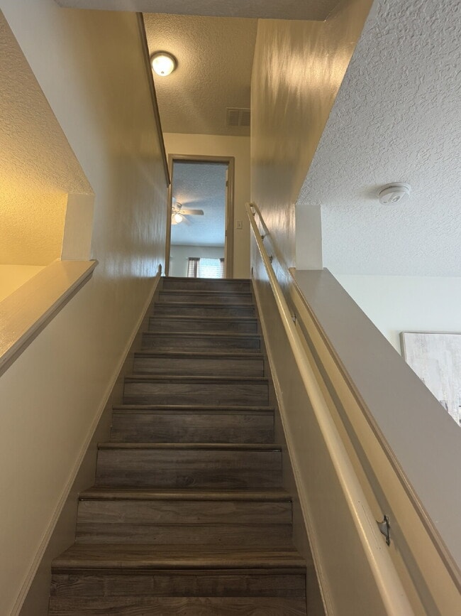 Building Photo - Spring Move in Special:  2nd month rent is FREE if you sign a lease before the end of July.
