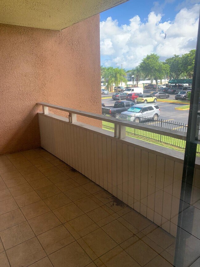Building Photo - 17500 NW 68th Ave