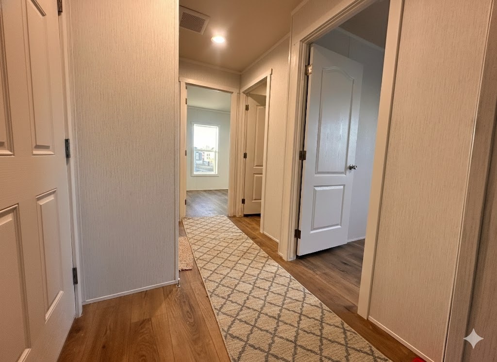 Building Photo - 11 Lapin St