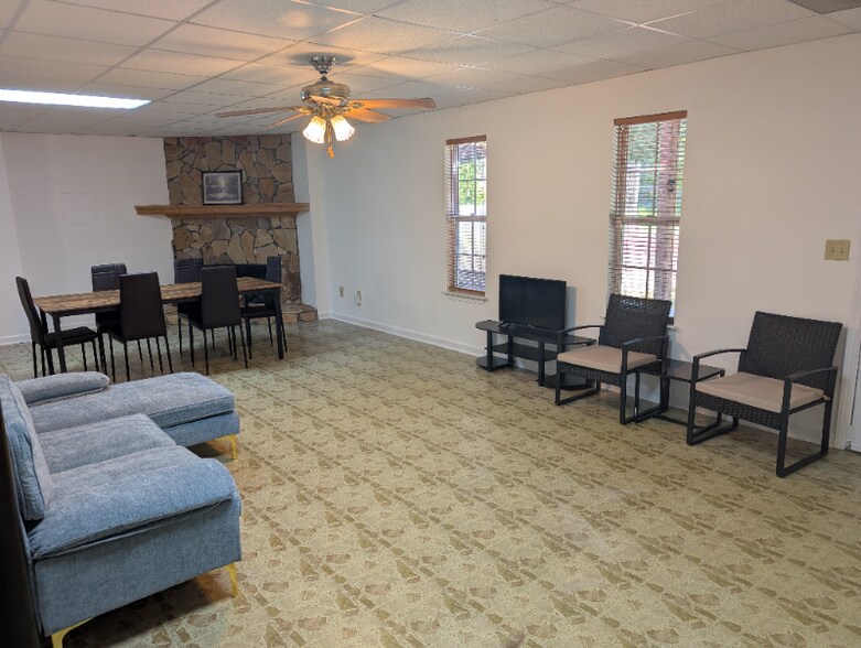 Building Photo - 5700 Miles Rd