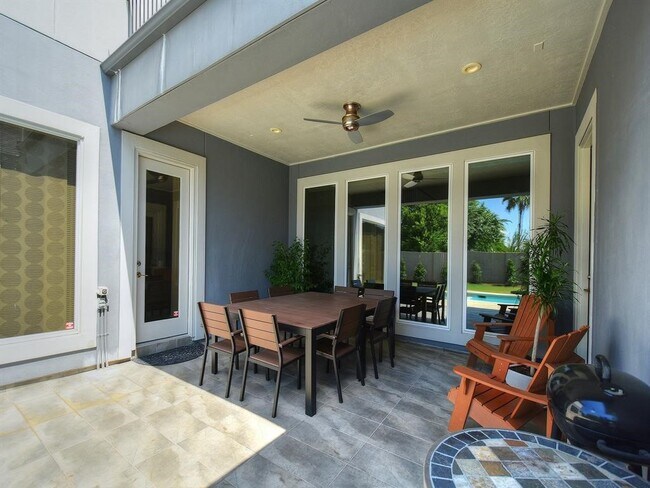 Building Photo - 14319 Shadow Garden Ln