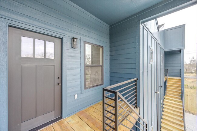 Building Photo - 9727 Stedman St