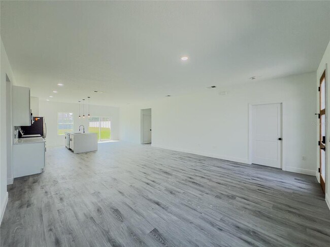 Building Photo - 1686 SW 162nd St