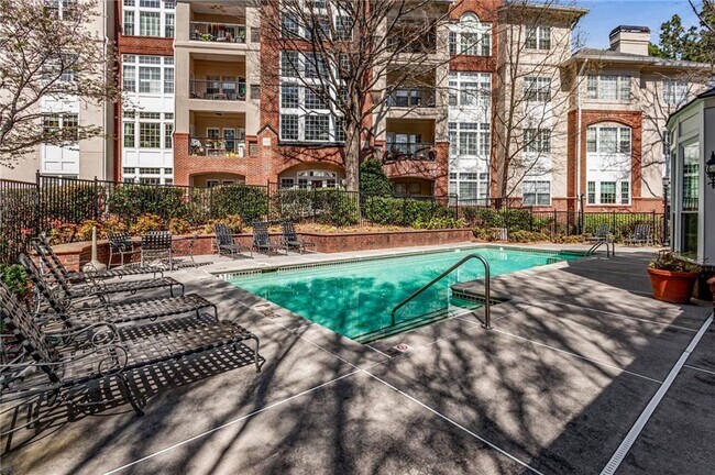 Building Photo - 3636 Habersham Rd NW