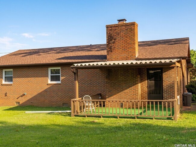 Building Photo - 27 Leewood Cove