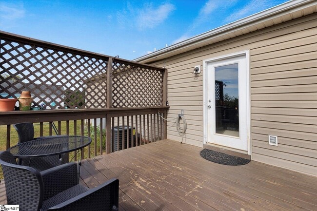 Building Photo - 602 Delward Way