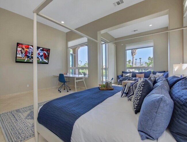 Building Photo - 81045 Golf View Dr