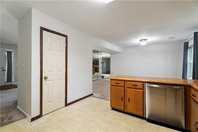 Building Photo - 5284 Afton Way