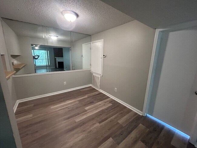 Building Photo - 3609 Juneau Rd