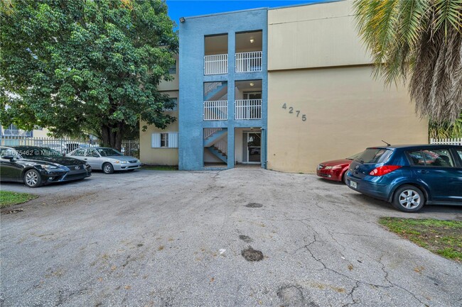 Building Photo - 4275 NW S Tamiami Canal Dr