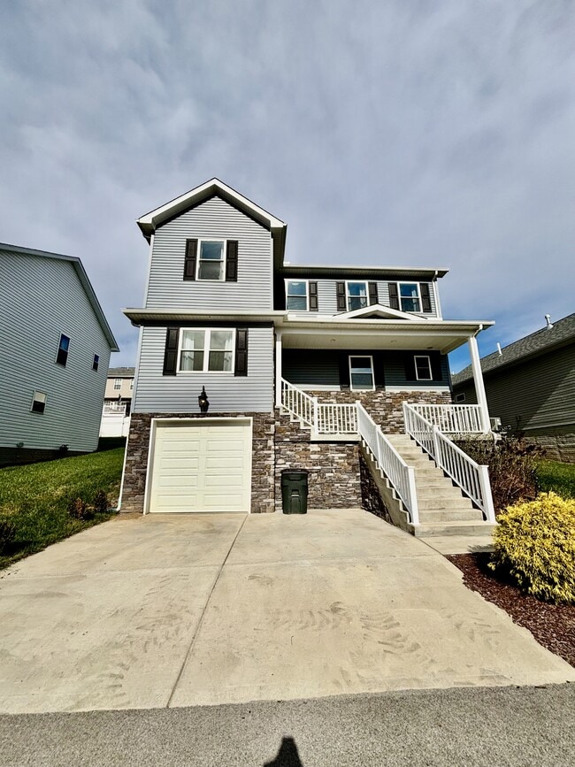 Primary Photo - 104 Ida Marie Dr