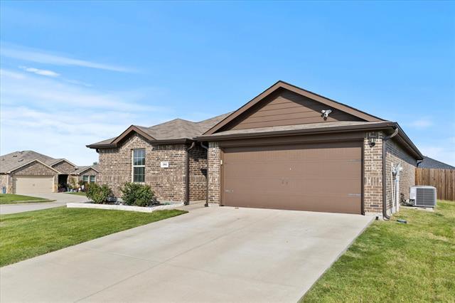 Building Photo - 701 Saddle Oak Ln