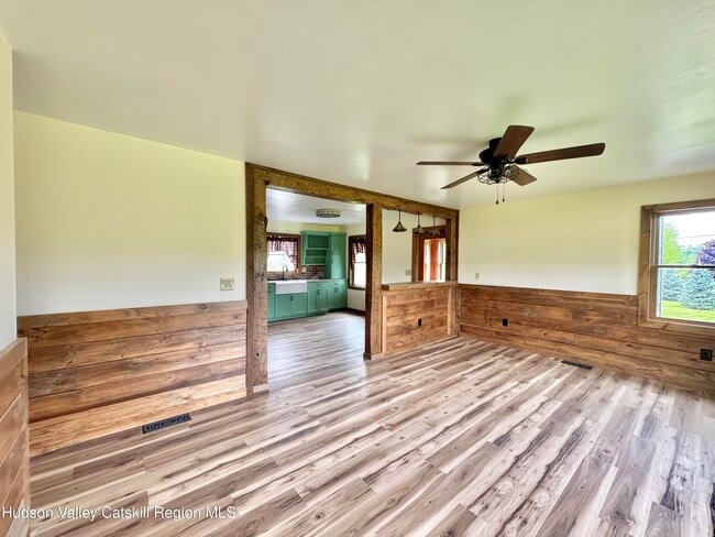 Building Photo - 568 Old Plank Rd