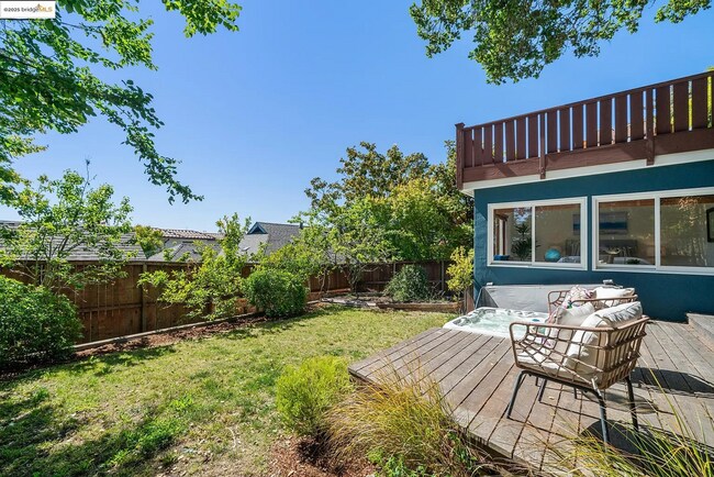 Building Photo - Berkeley Hills Beauty with Bay Views & Ele...