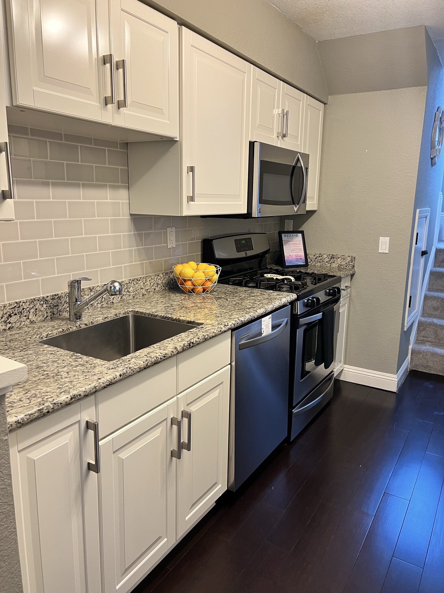 Kitchen - 1905 Windmill Cir