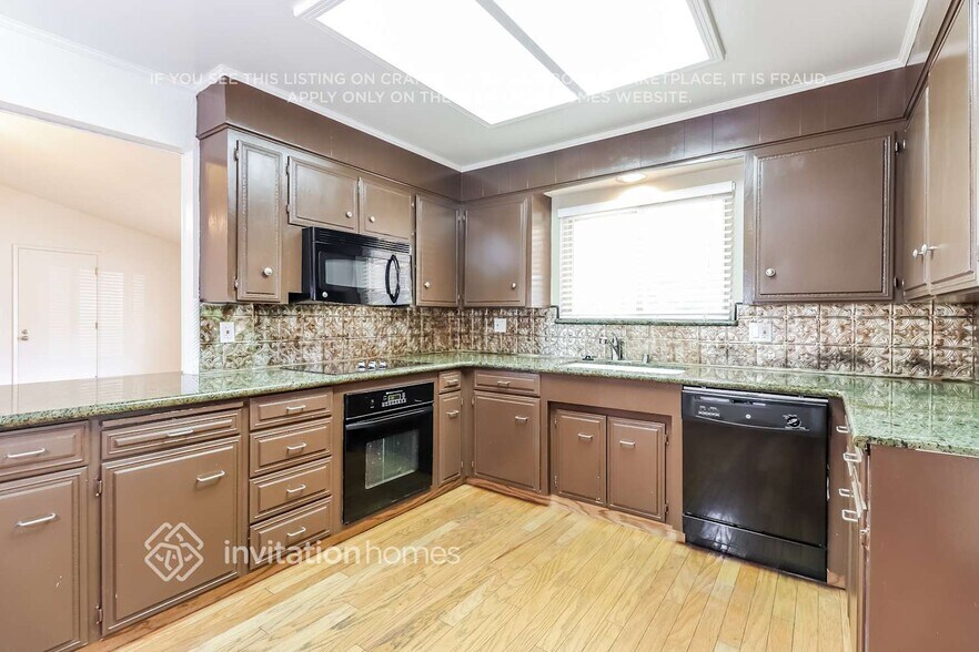 Building Photo - 1001 N Ham Ln