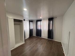 Building Photo - 1100 W 48th St