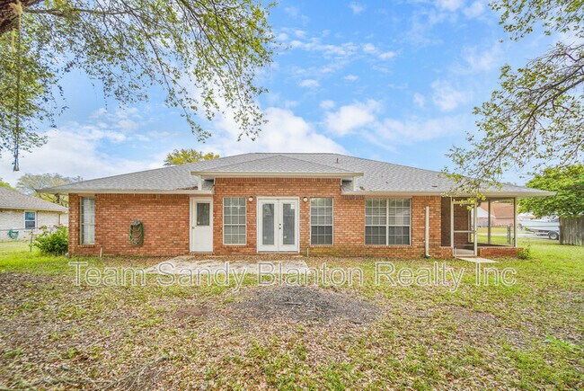 Building Photo - 3313 Country Meadow Ln