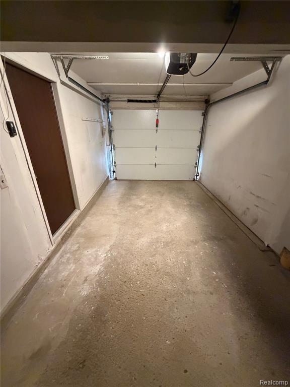 Building Photo - 20923 W Glen Haven Cir