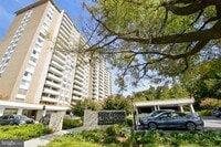 Building Photo - 5101 River Rd