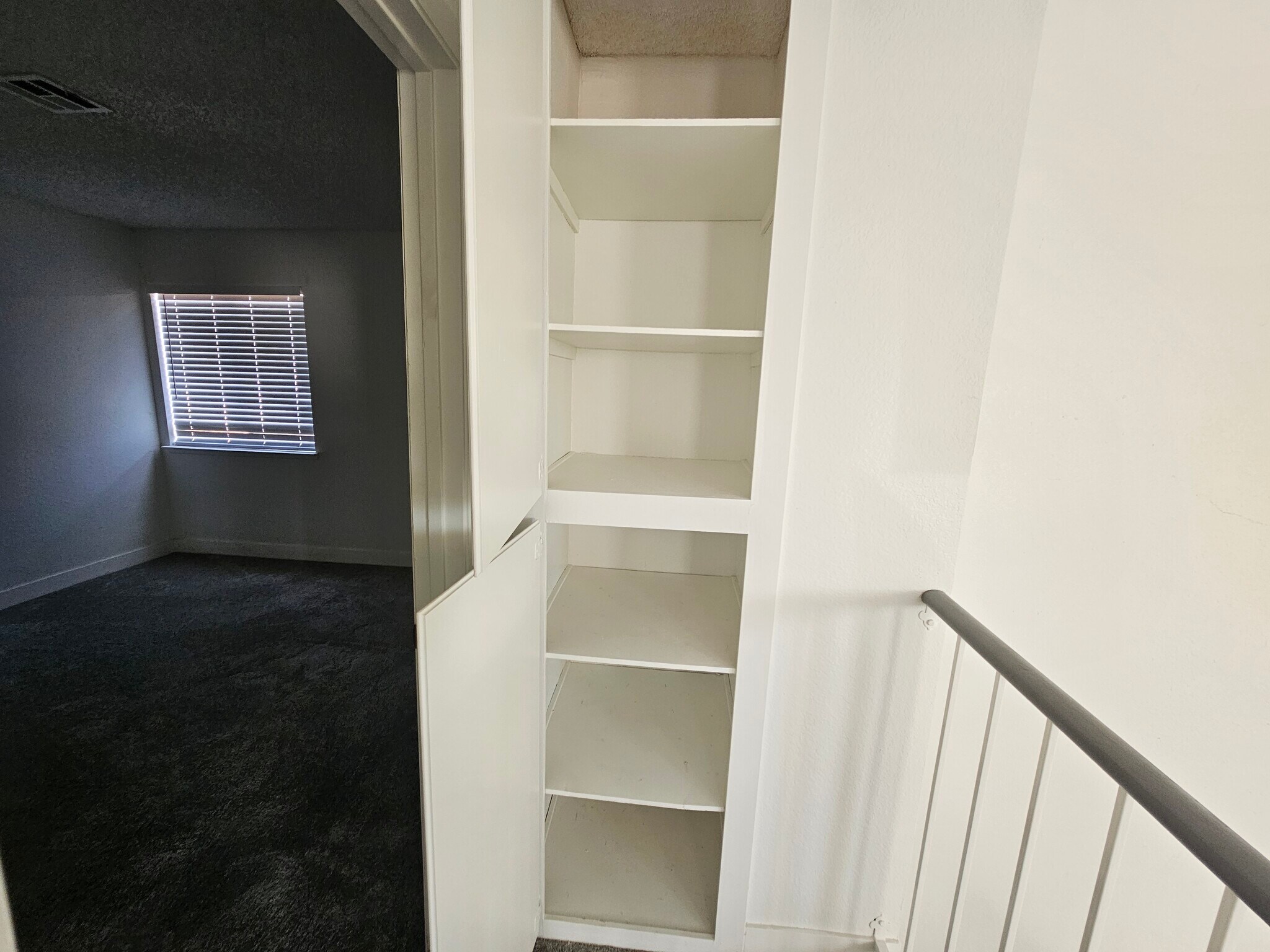 Building Photo - 5814 Goodsprings Ct