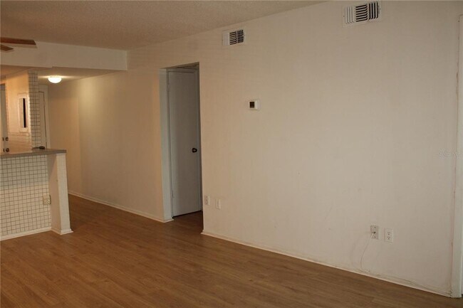 Building Photo - 4204 Heron Way