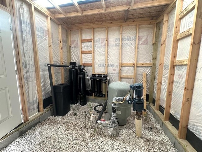 Building Photo - 3806 Old Chocolate Bayou Rd