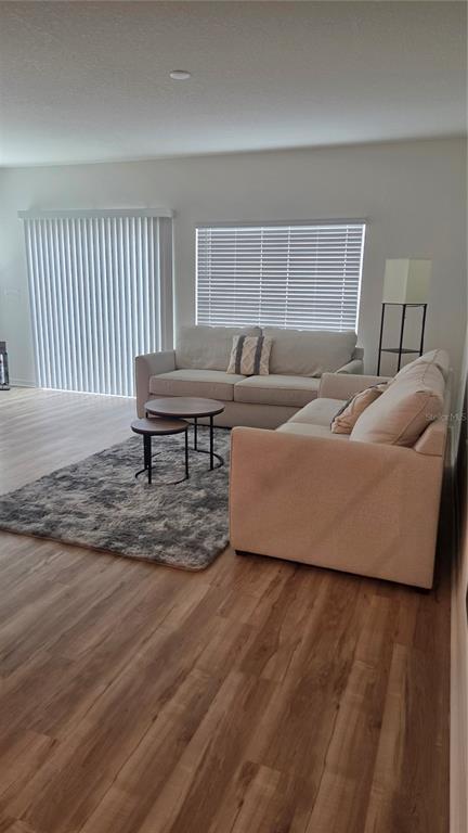 Building Photo - 9348 Westside Hls Dr