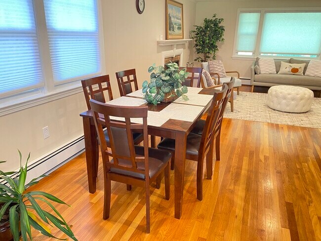 Building Photo - 15 Winchester Dr