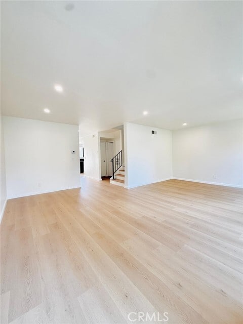 Building Photo - 27939 Ridgebrook Ct