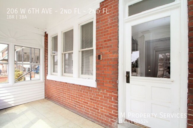 Building Photo - Charming One-Bedroom Apartment in a Prime ...