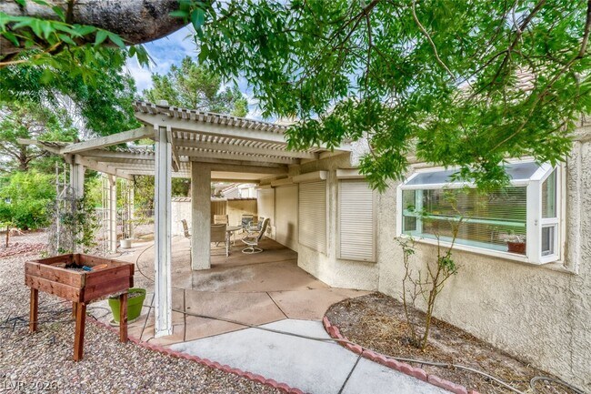 Building Photo - 3009 Linkview Dr