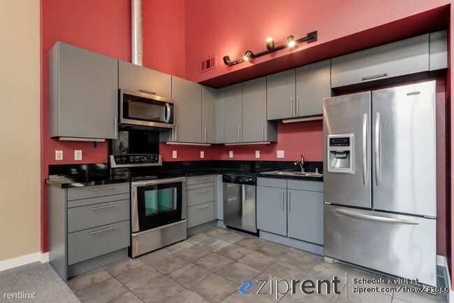 Building Photo - 1 br, 1.5 bath Condo - 88 Bush Street, San...