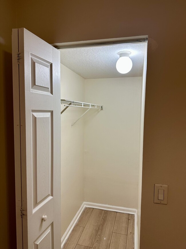 Building Photo - 3810 N Jog Rd