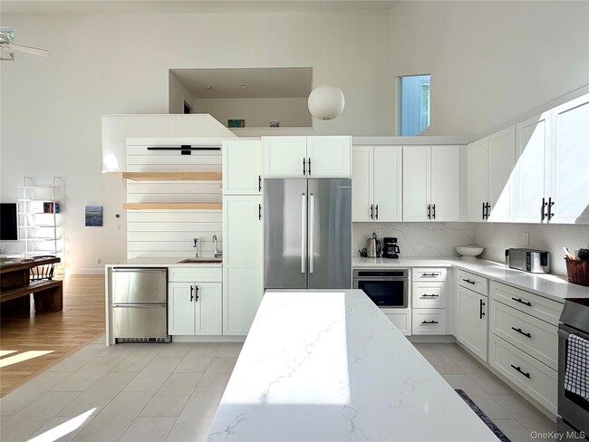 Building Photo - 7 Midhampton Ct