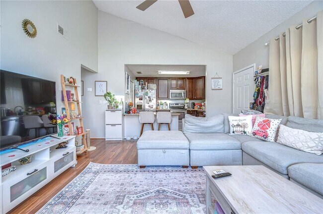 Building Photo - 2926 Lichen Ln