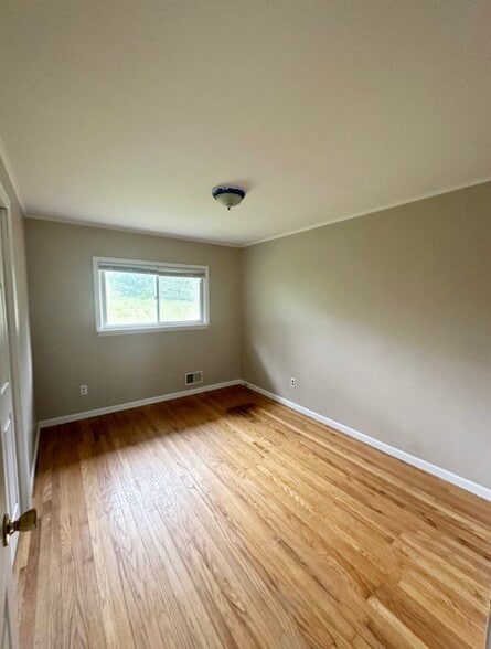 Building Photo - 40 Brandywine Ter