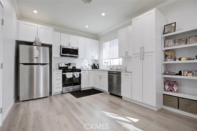 Building Photo - 10531 Greenburn Ave