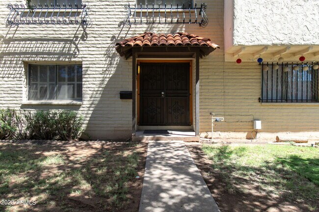 Building Photo - 4662 N 19th Ave