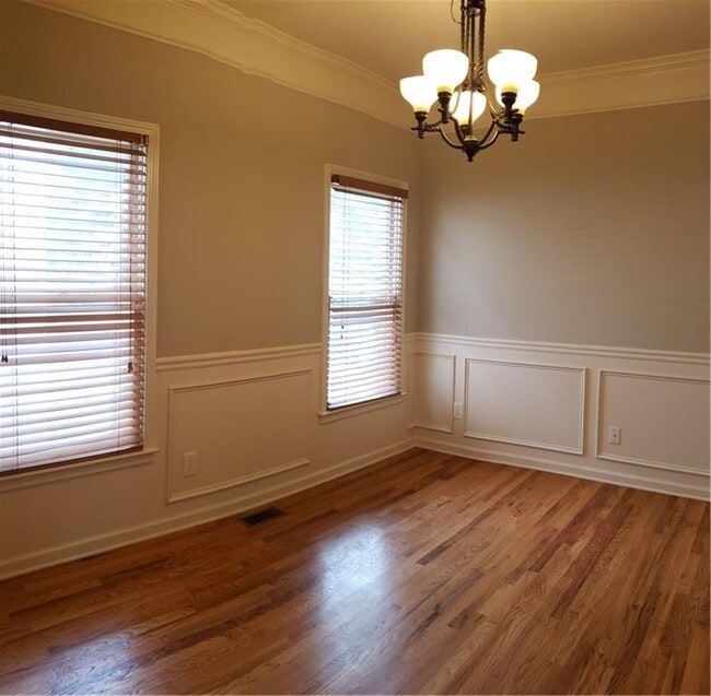 Building Photo - 211 Water Oak Pl