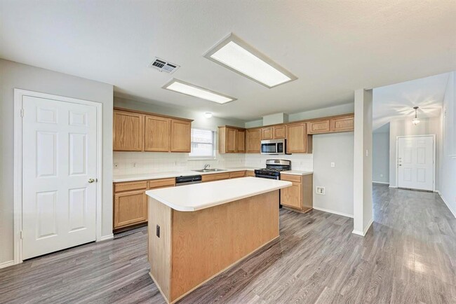 Building Photo - 709 Horizon Trail